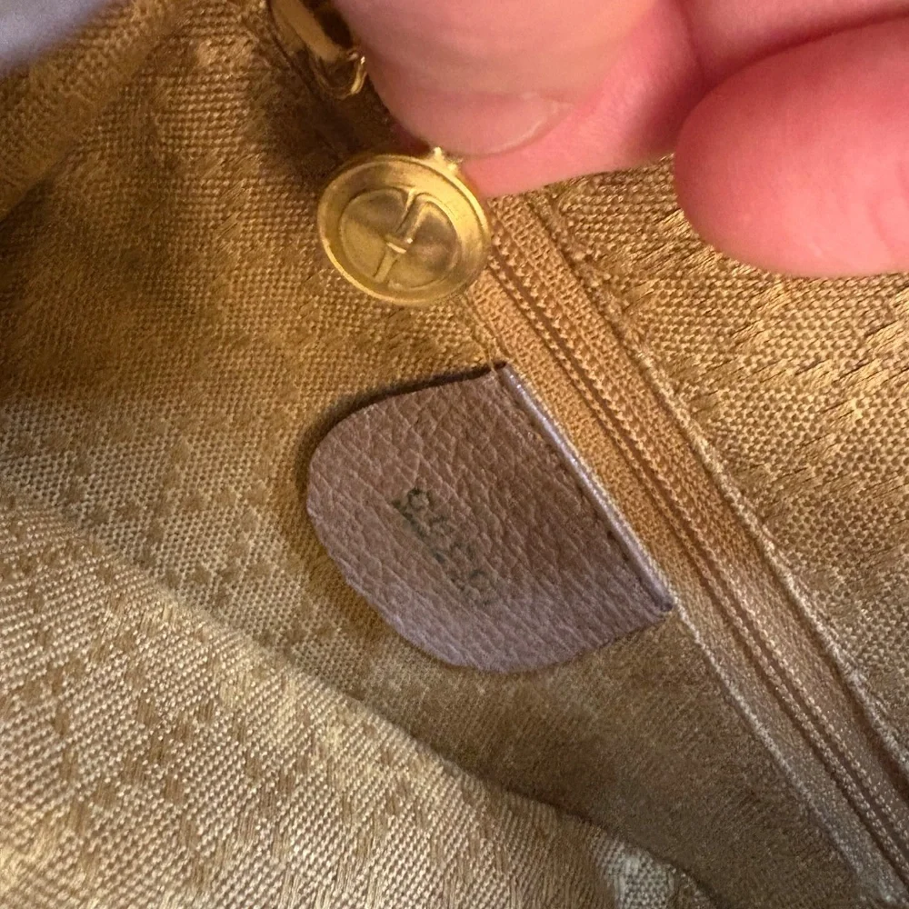 Vintage Authentic Gucci Suede Drawstring Backpack –‎ Brown